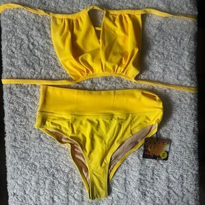 Venice Rani Swimwear Yellow Halter & High Waisted Two Piece Bikini Small NWT